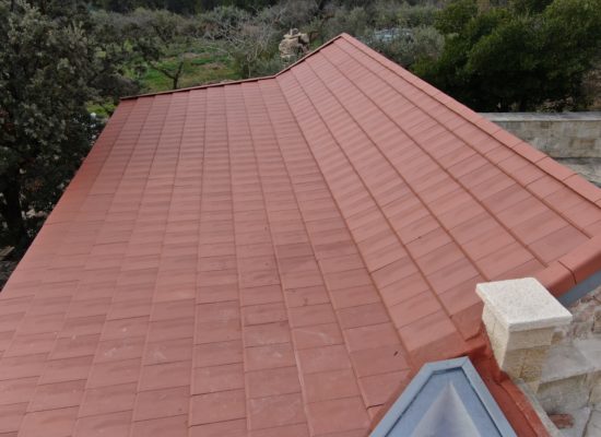 Flat-10_red-roof-tile_49530172622_o
